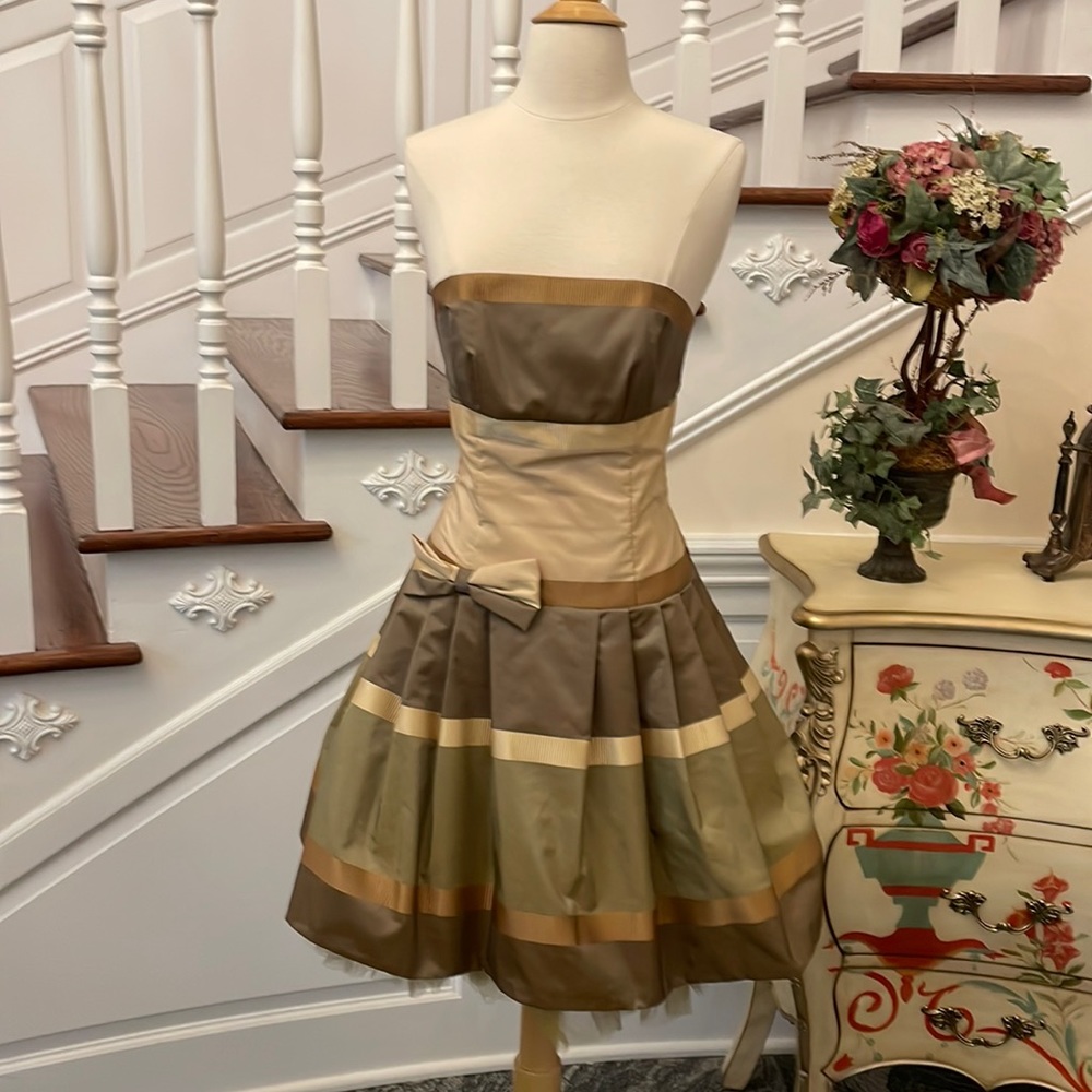 Jessica McClintock | 👗 Dress